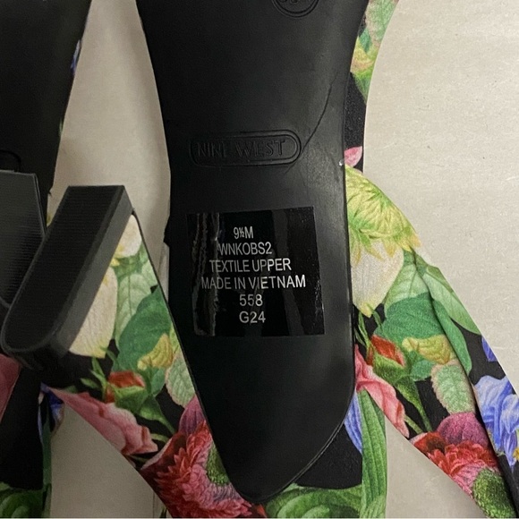 NEW Nine West Kobs Ankle Tie Sandals Black Vintage Floral Multi - Picture 8 of 8